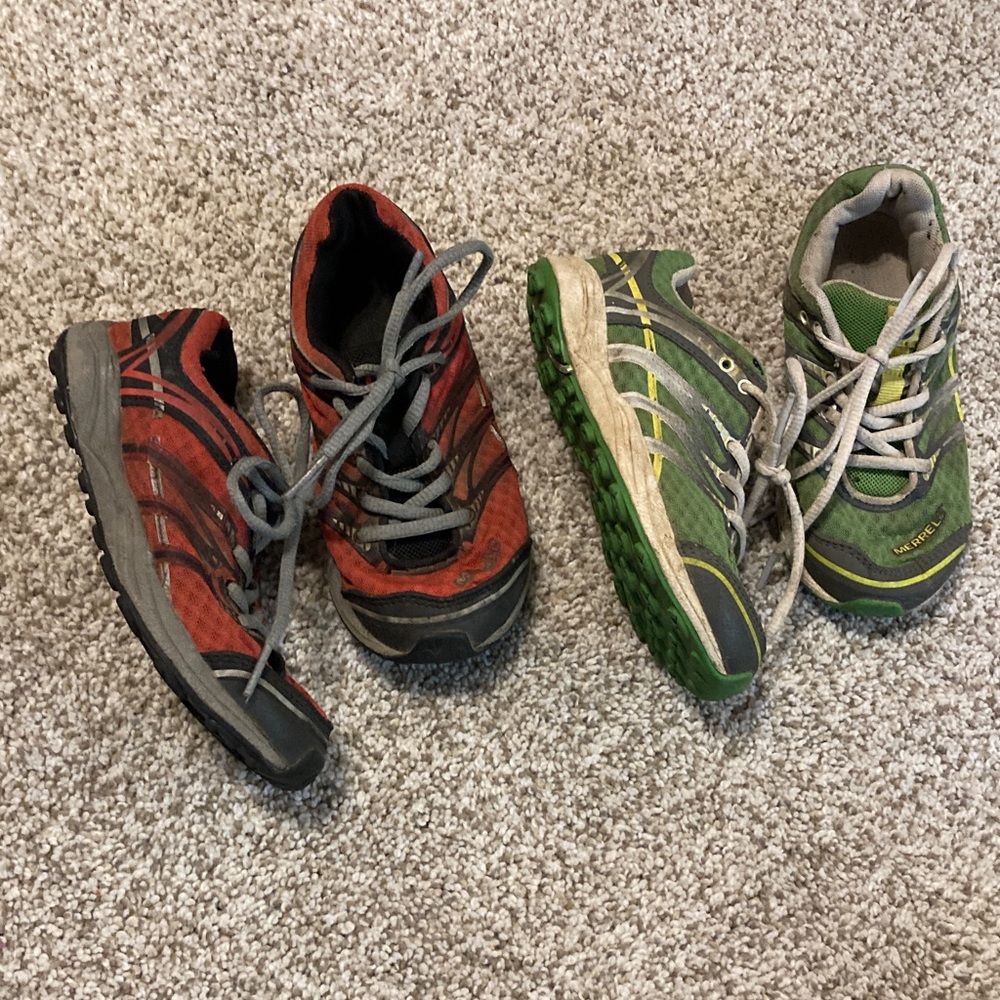 Two pair Merrell Mix master Jam